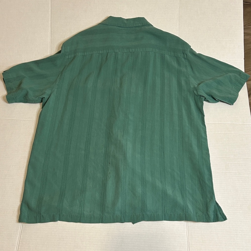 Caribbean Joe Sz Lg Textured Teal Button Down Shirt with pocket. 100% silk. - Picture 6 of 7